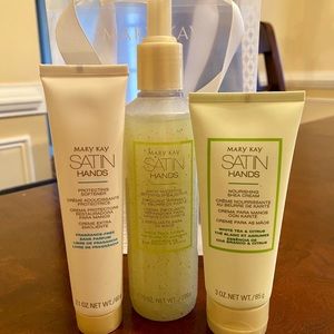 🆕 Mary Kay White Tea & Citrus Satin Hands Pampering Set